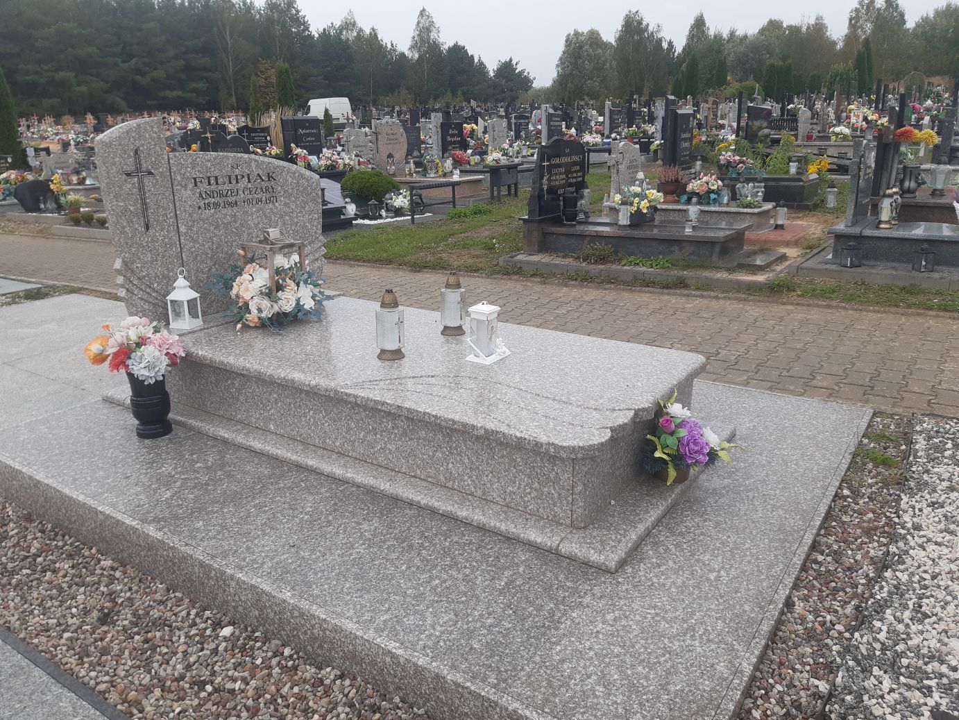 Grób Andrzej Cezary Filipiak