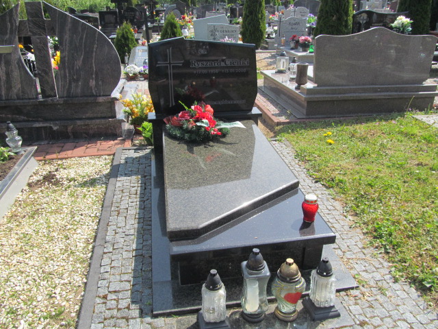 Grób Ryszard Cienki