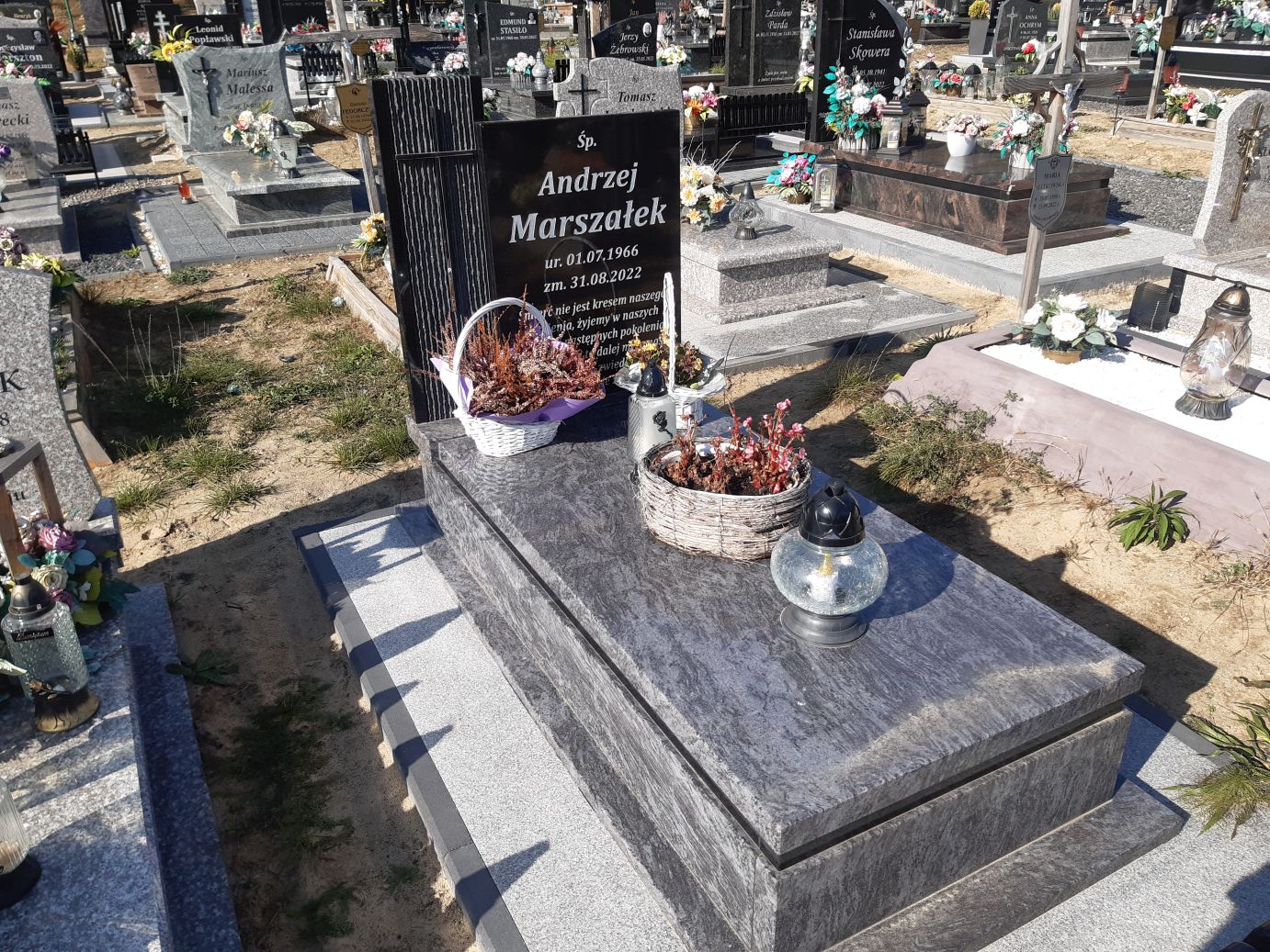 Grób Andrzej Marszałek
