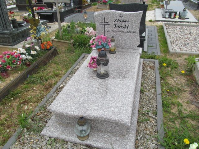 Grób Zdzisław Toński
