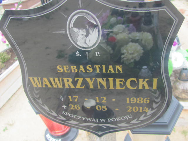 Sebastian Wawrzyniecki 1986 Mrągowo - Grobonet - Wyszukiwarka osób pochowanych